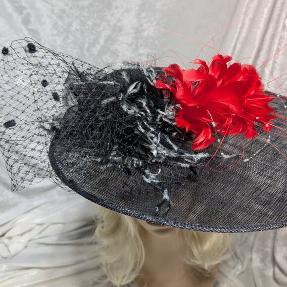 Dramatic Black and Red Hat - Picture 4 of 4